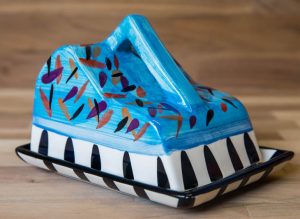 Splash cheese dish in Pale Blue