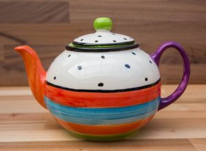 Hi-Life Gaudy large teapot in polka dot