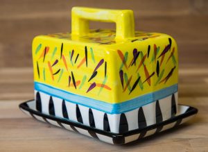 Splash butter dish in Yellow