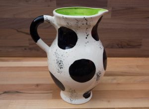 Black and White large jug in Spot