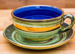 Lustre Horizontal cup and saucer in No.09