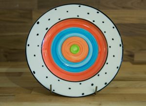 Hi-life gaudy 11″ dinner plate in polka dot